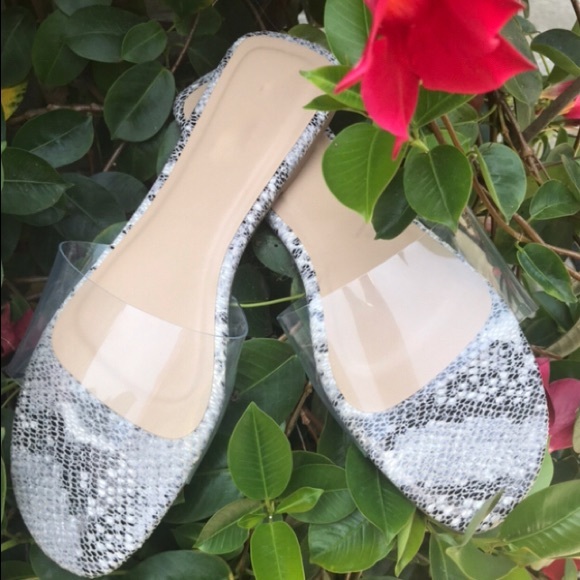 New snake sandal with transparent band - Picture 8 of 11